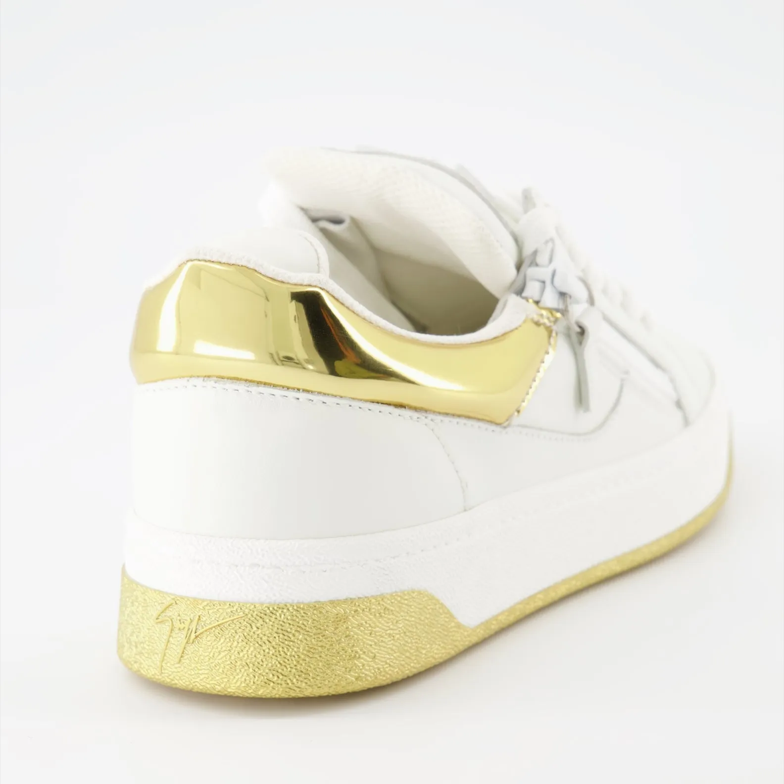 Baskets GZ94