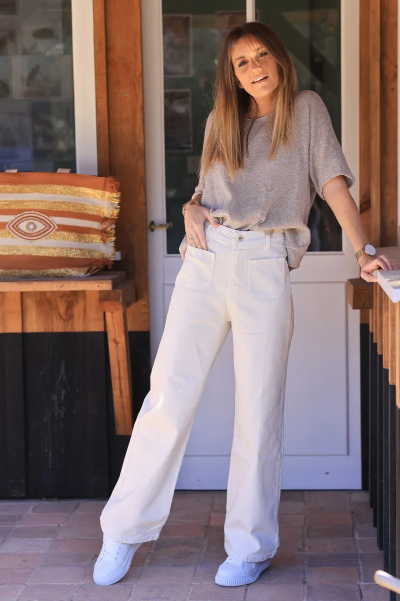 Jean large et flare blanc cassé poches plaquées